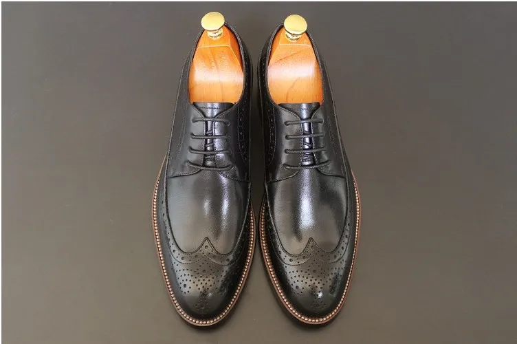 Мужская обувь Bullock в английском стиле деловая с вырезами Повседневная Кожаные