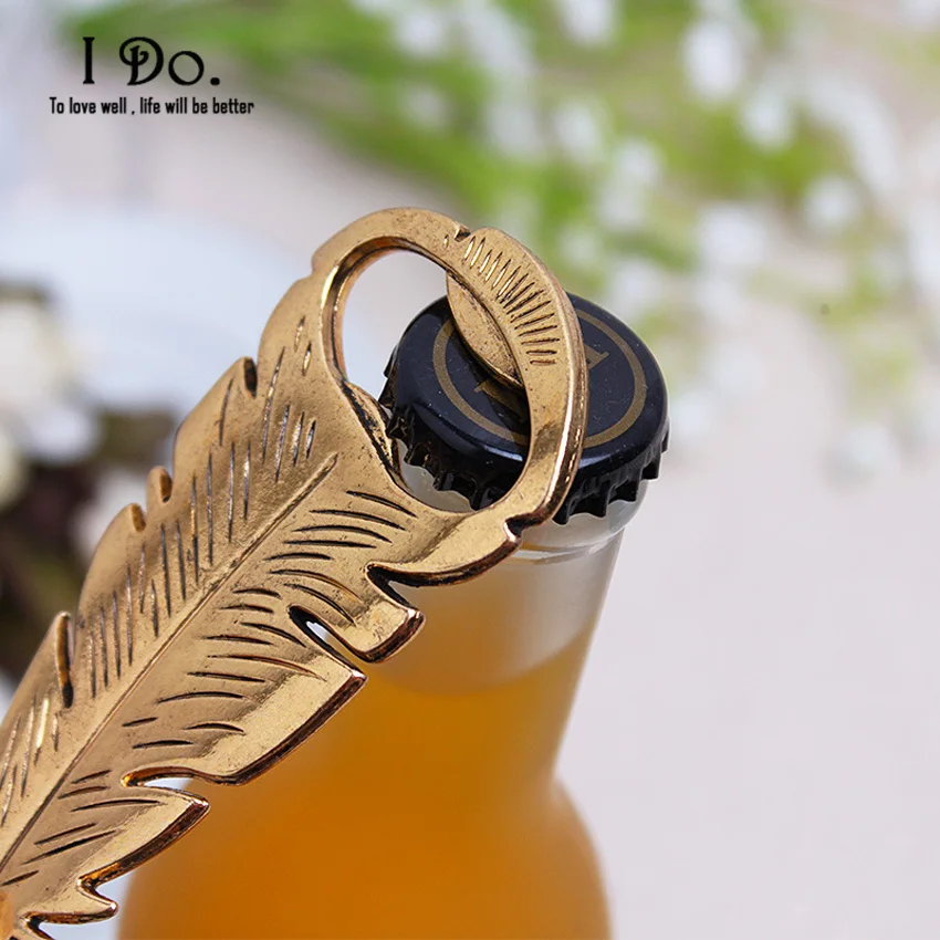 Бесплатная доставка открывалка для бутылок с перьями свадебные сувениры и