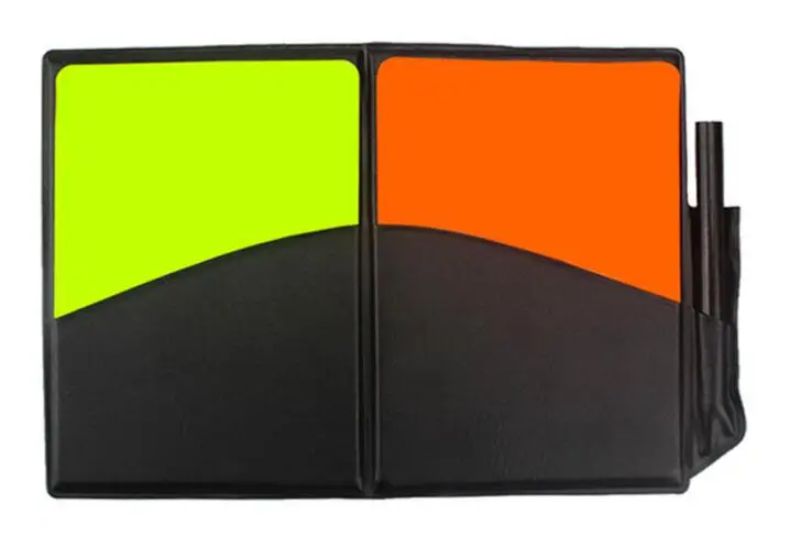 Красная и желтая карточка для футбола со стандартной обложкой бумажные