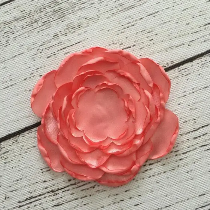 

100pcs Satin Singed Burning Rose Flower