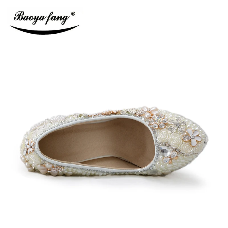 Женские свадебные туфли на платформе бежевые лодочки высоком каблуке с жемчугом