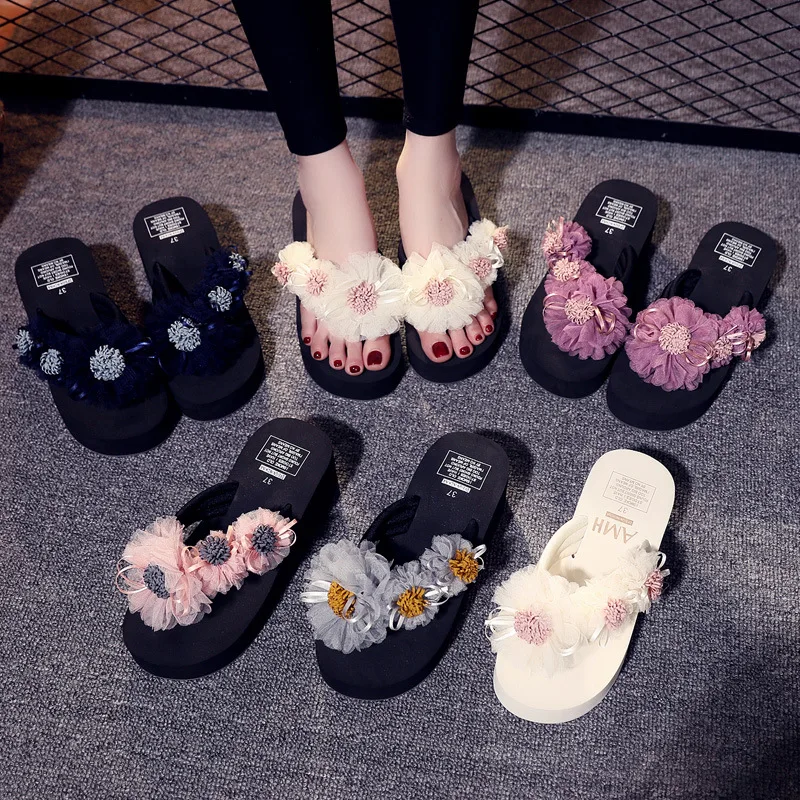 Summer Lady Flower Flip anti-slip foot holiday seaside beach shoes fashion thick bottom outside wearing cool slippers flip-flops