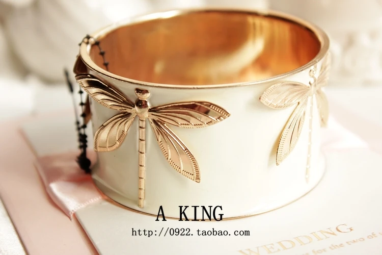 060794 hot selling fabulous fresh and elegant ivory large dragonfly exaggerated wide bracelet free shipping | Украшения и