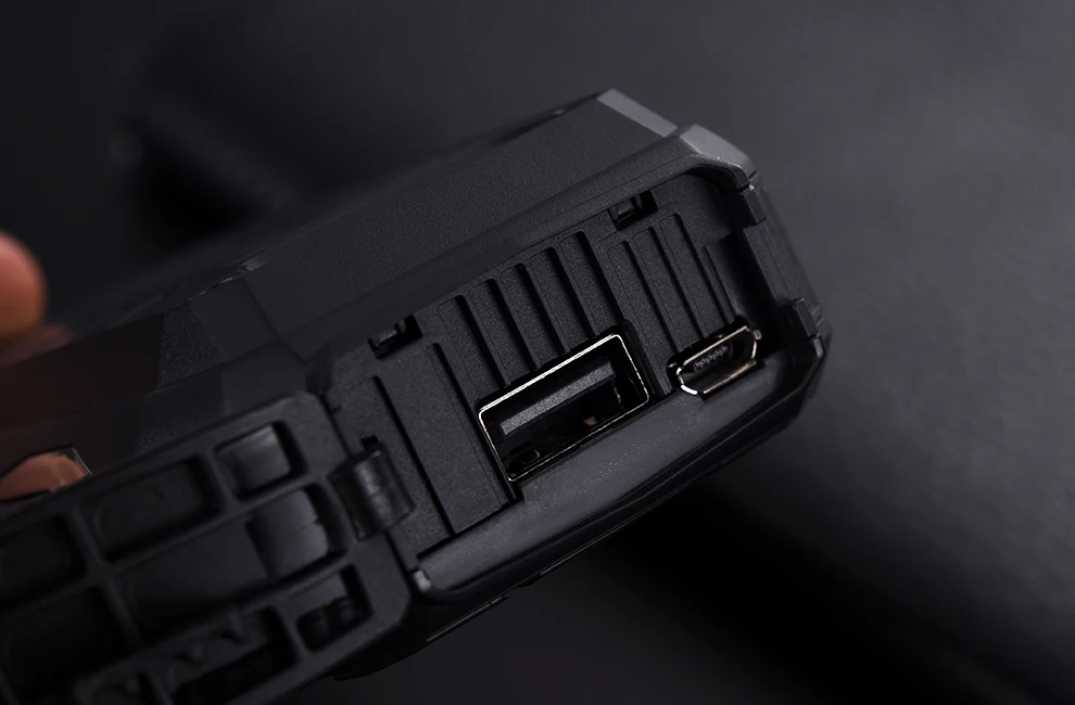 SERVO MAX телевизионные антенны ТВ телефон 2," Quad Band 3 SIM карты телефона GPRS голос изменение лазерный фонарик запасные аккумуляторы для телефо