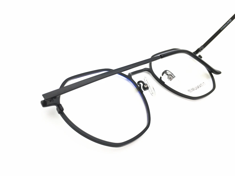 Нестандартный дизайн титана с ацетатной оправой Модные мужские очки светильник