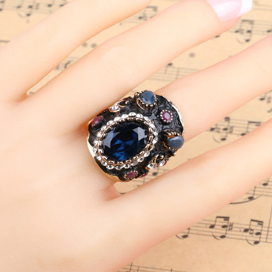 Уникальное большое кольцо с черной эмалью голубые бриллианты антикварные кольца