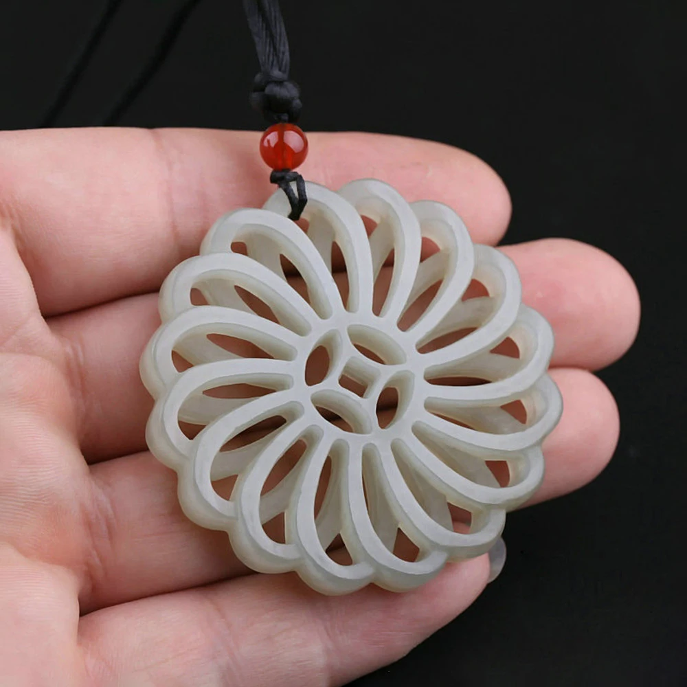 Dropship New Natural Hetian Jadeite Hand-carved Transfer Luck Flower Hollow-out Pendant Fashion Women's Sweaters Chain Necklace |