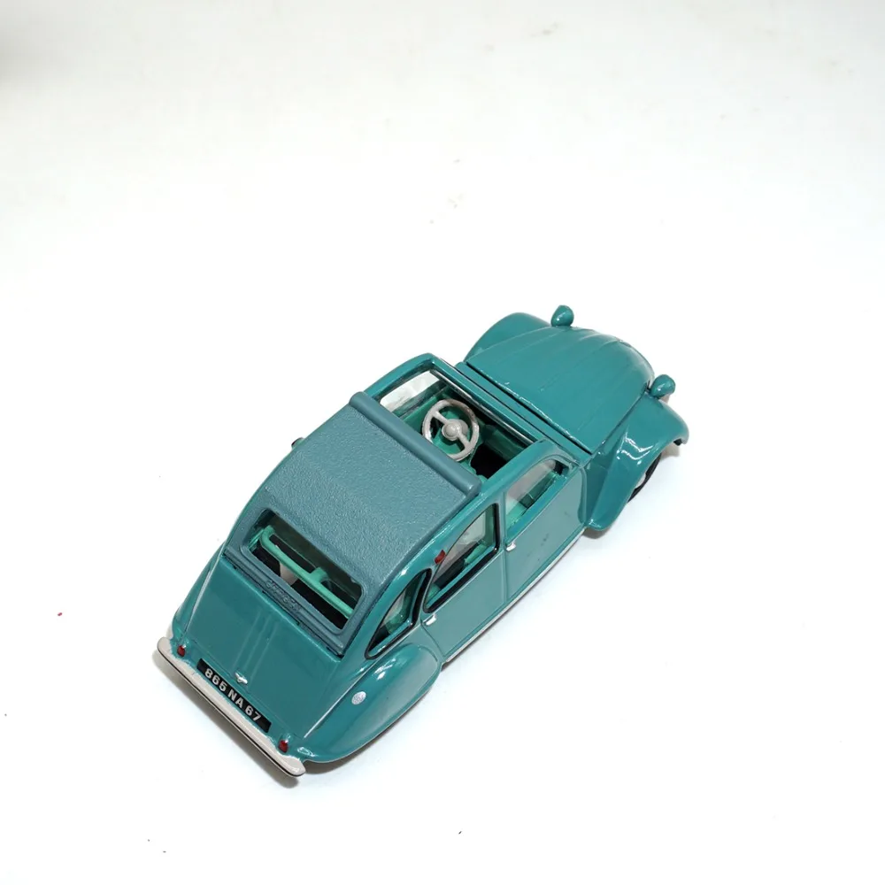 1/43 NOREV металлическая литая под давлением модель 2 CV зеленый и красный AZL CL1522 Rouge Corsaire