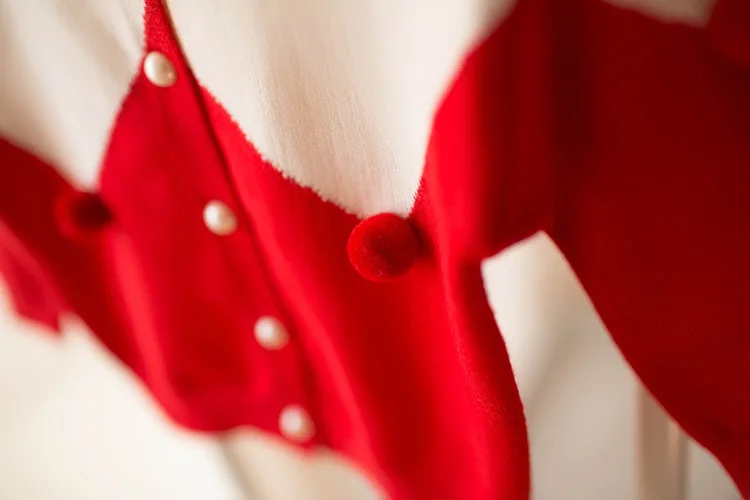 2018 красный свитер для маленьких девочек 1 лет верхняя одежда Однобортный