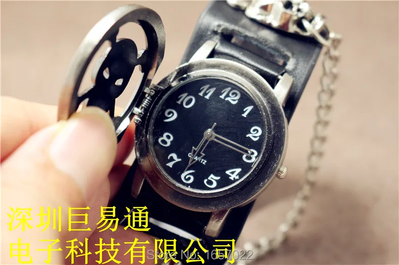 Мужские и женские модные наручные часы в стиле панк с черепом браслетом ретро