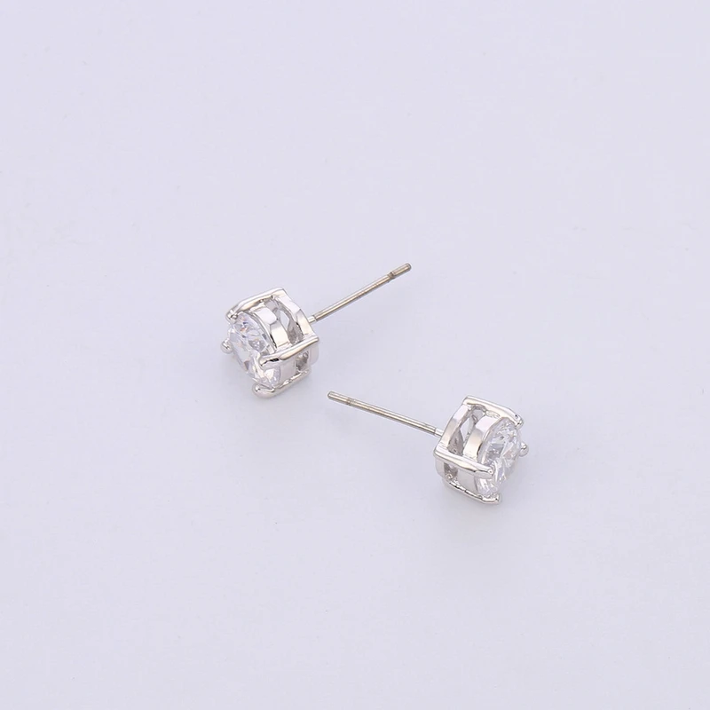 Nieuwe gepersonaliseerde fijne zirkoon oorbellen voor vrouwen klassieke режим geometrische koperen oor sieraden groothandel |