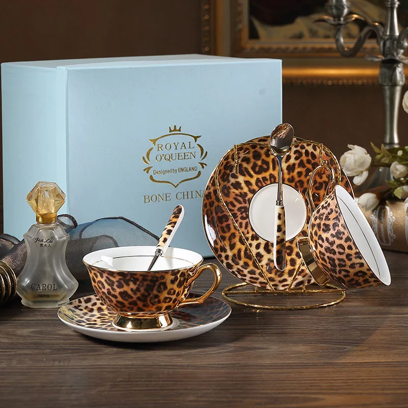 2-piece set Gift box Классический Леопардовый принт костяного фарфора кофейная чашка и блюдце фарфоровая чайная чашка набор чашка для эспрессо Британский послеобеденный чай питие для вечеринки - Цвет: 2-piece set Gift box