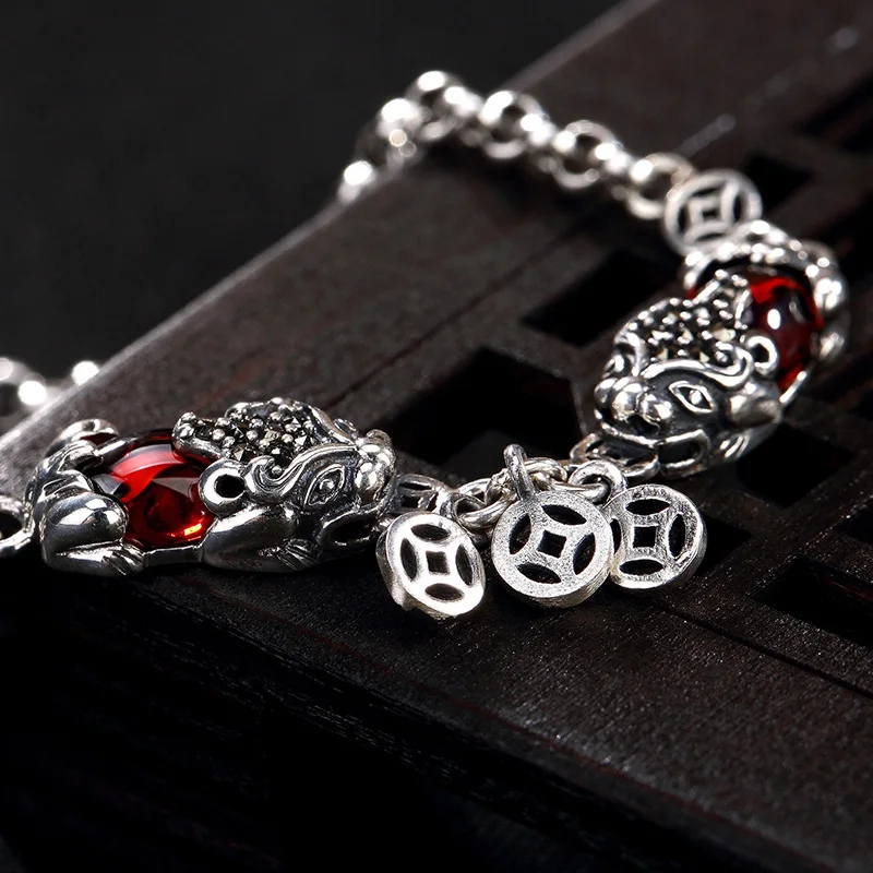 

Silver S925 Pure Silver, Antique Thai Silver Mosaic Pomegranate Red, Fortune Two Ladies' High-end Bracelet Wholesale