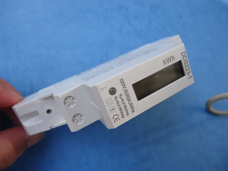Цифровой ЖК-дисплей 230 В AC DIN Rail Электрический измеритель кг Ватт час кВтч DDS223 220 ЖК