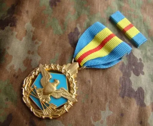 Второй мировой медаль армии США управление обороны превосходное обслуживание