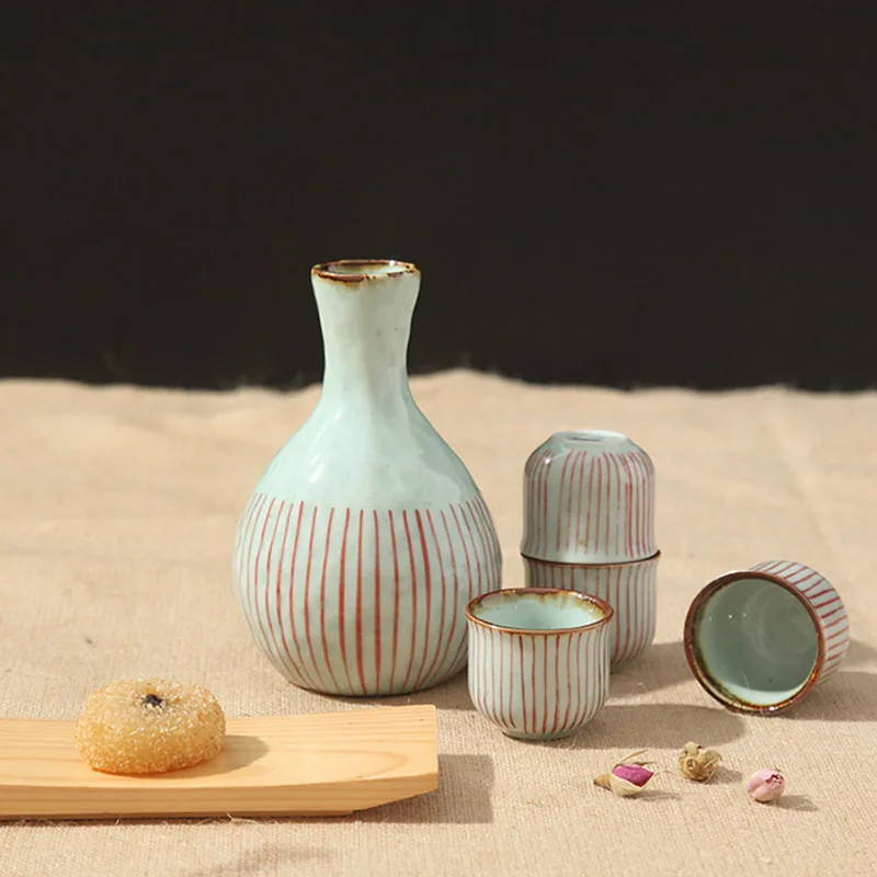 5pcs/lot Creative Ceramic Hand Painted Wine Set Japanese Style Hip Flasks Sake Cup Sake Pot Tea Ceremony Accessories Drinkware