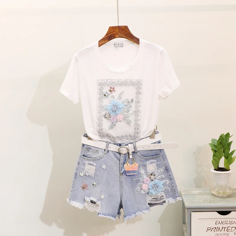 Летняя футболка Короткие джинсы костюм розовая с вышитыми цветами и бусинами топ
