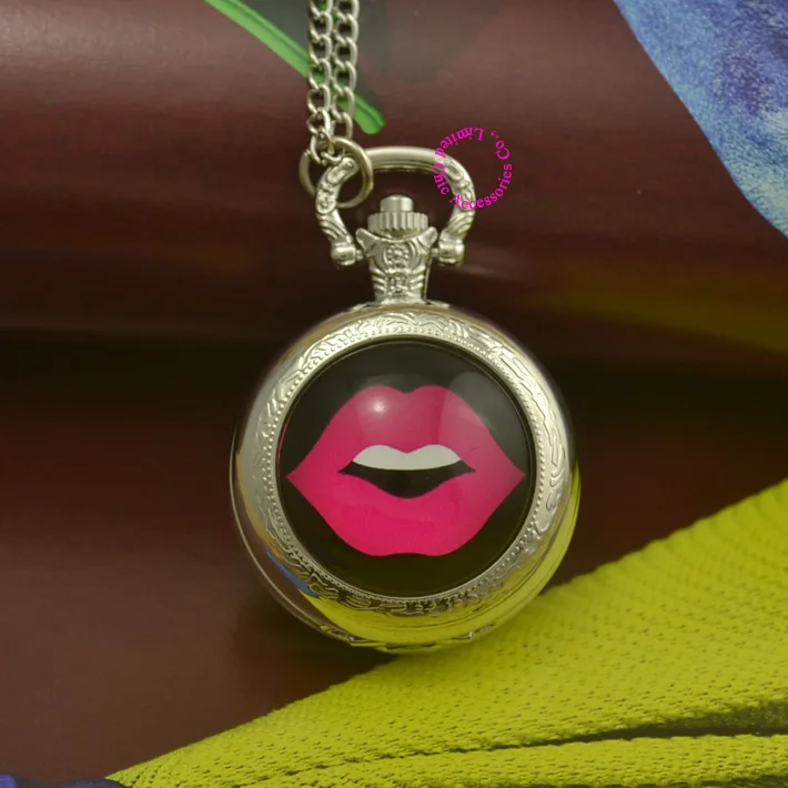Оптовая продажа модные красные карманные часы с губами ожерелье женские