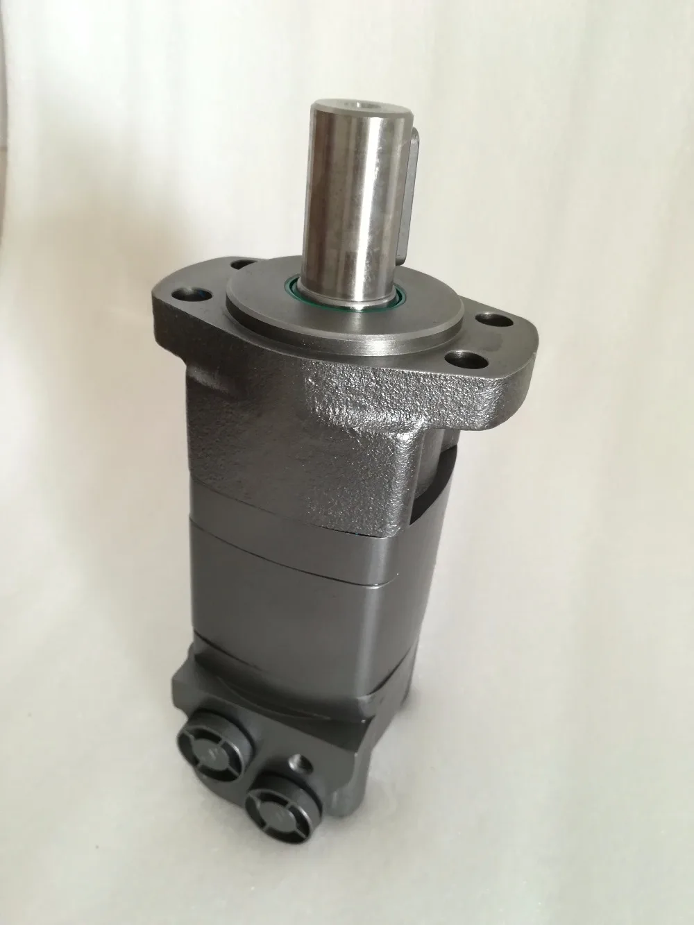 

Hydraulic motor 104-1611-006 2K Series