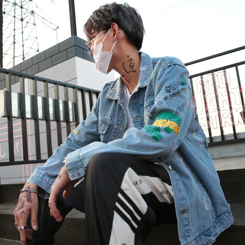 

Hong Kong style graffiti Frayed Hole denim jackets 2019 spring and autumn Men's Clothing fashion Casual Loose Coats