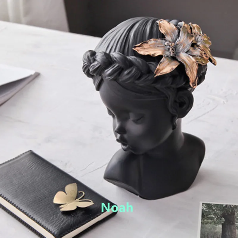 Nordic Modern Concise Style Creative Resin People Statue Crafts Office Home Decoration Furnishing Articles BOX 24CM B324 | Игрушки и