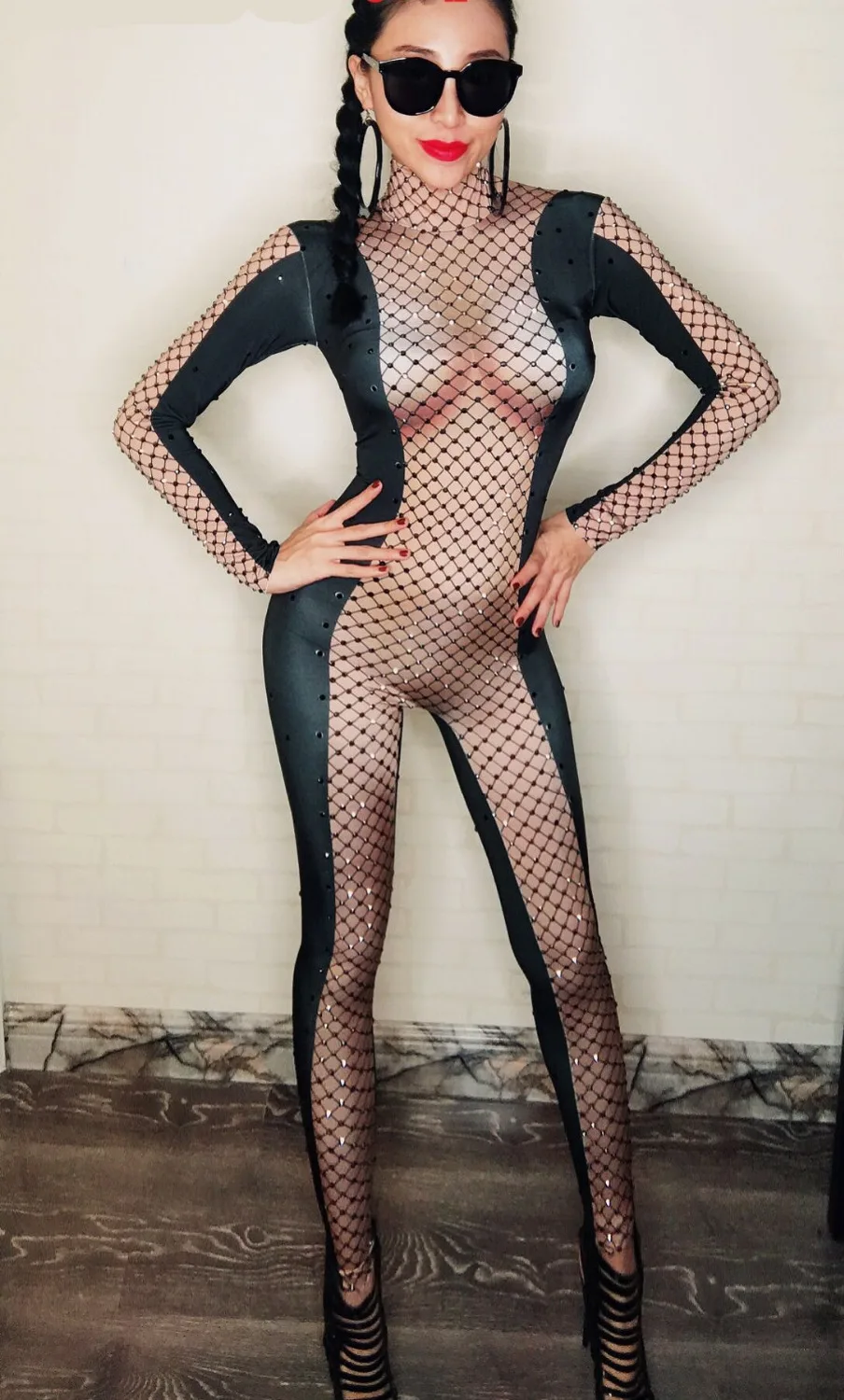 Комбинезон женский с черными кристаллами пикантный купальник для выступлений