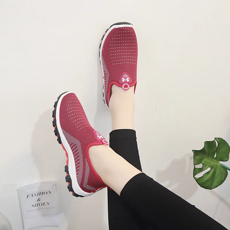 2018 модная весенняя и осенняя вентиляционная повседневная женская обувь удобная