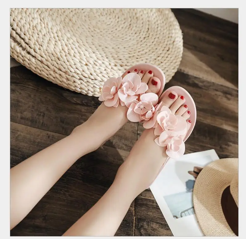 Летние женские шлепанцы с тремя цветами уличные цвета желе и розовый модная