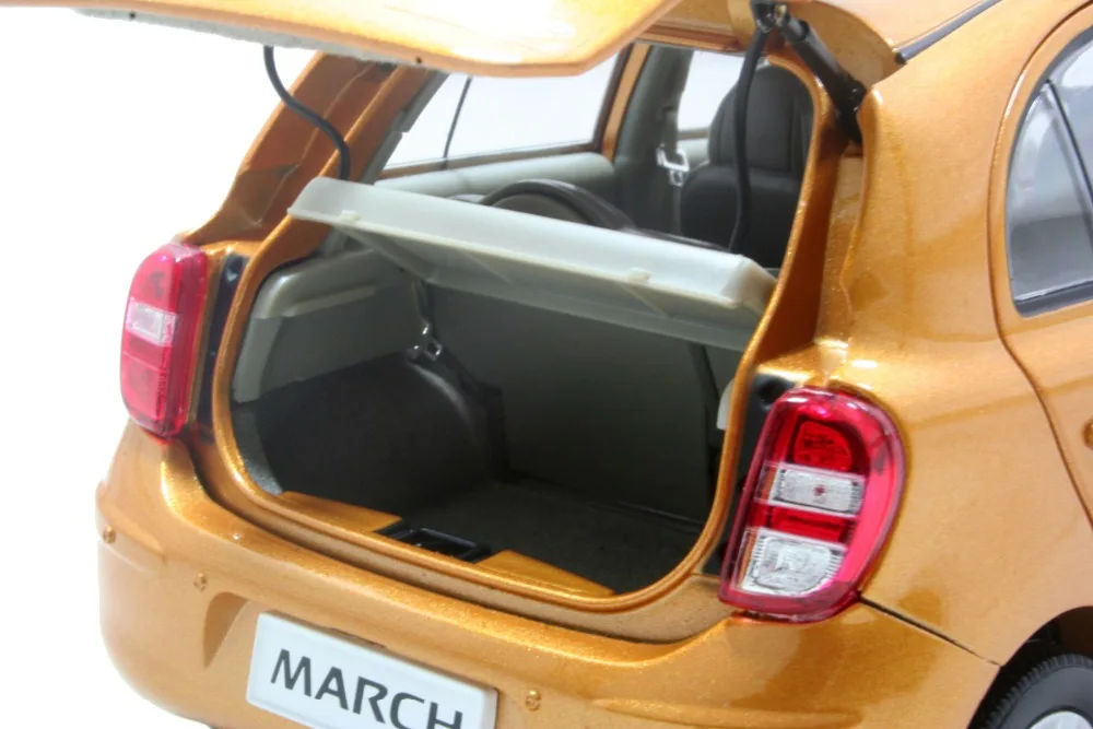 Модель Paudi 1/18 1:18 Масштаб Nissan March Micra оранжевая литая модель автомобиля Игрушечная модель автомобиля открываются двери