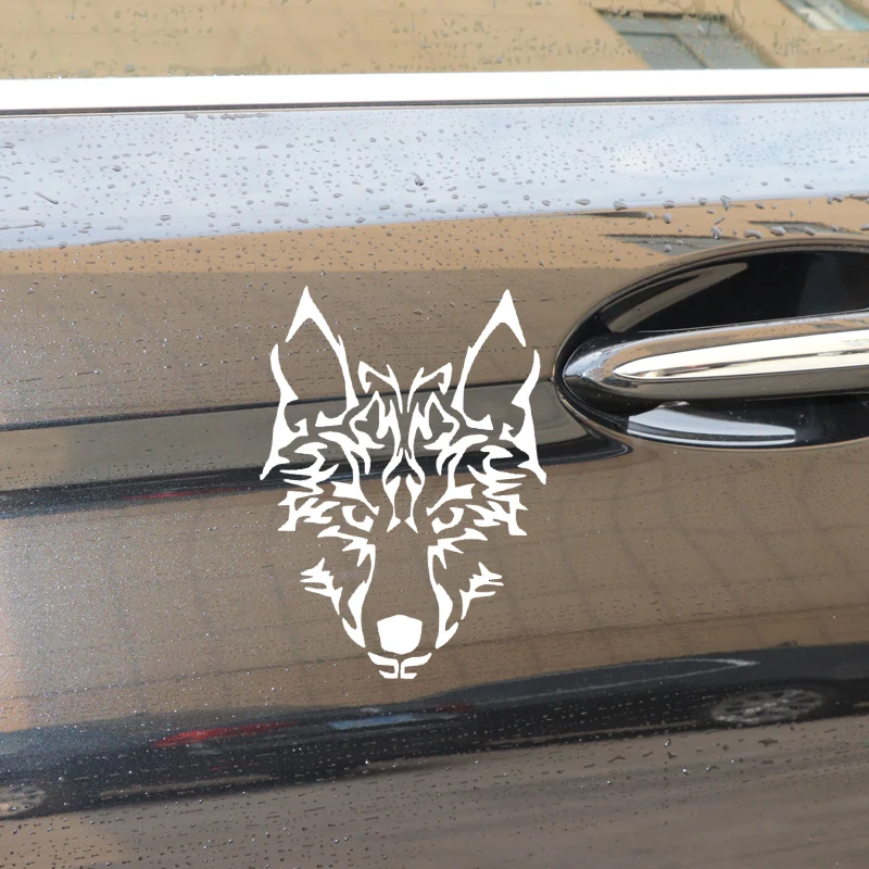 

YJZT 12CM*16.3CM Dignified Wolf Head Fashion Design Car Window Decor Car Sticker Vinyl Decal Black/Silver C4-1055