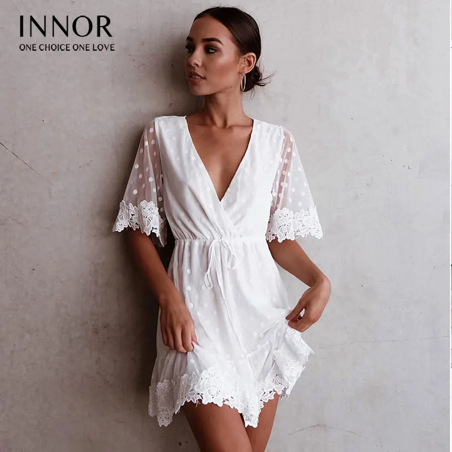 Белое Кружевное мини платье в горошек 2018 летнее сексуальное пляжное Сетчатое с v