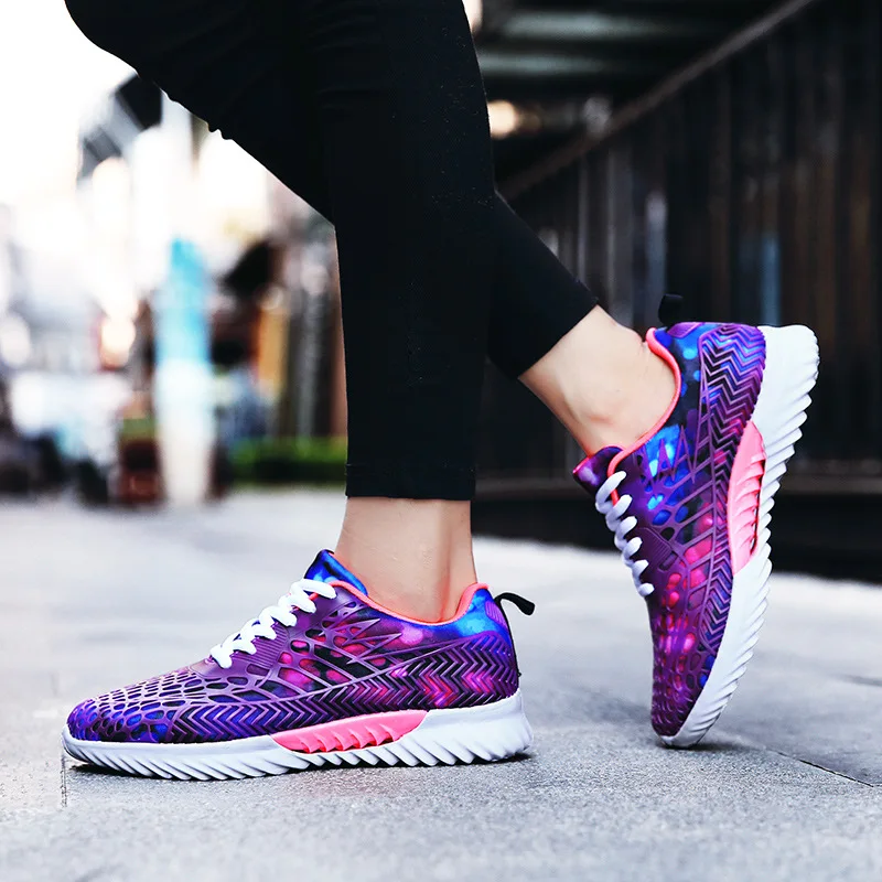 Кроссовки для мужчин и женщин Повседневная Уличная обувь пар камуфляжные в стиле