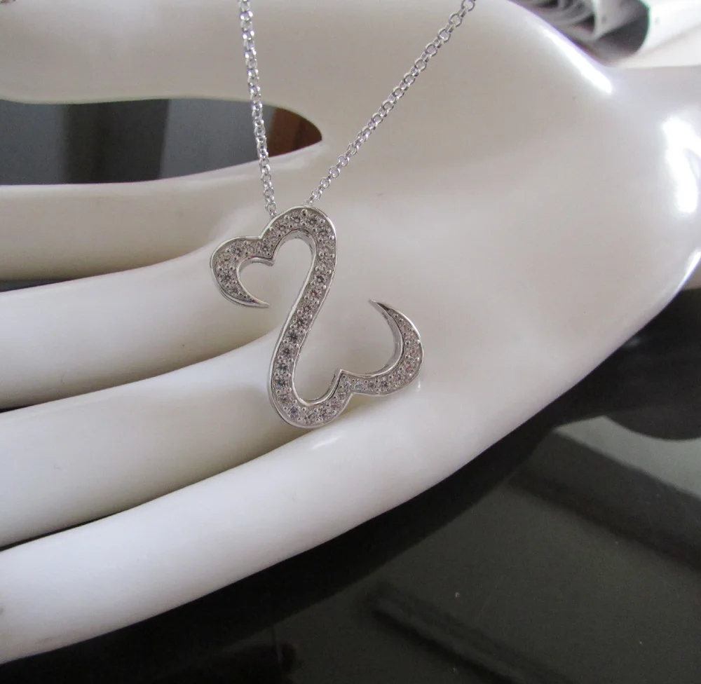 Ожерелье valnetine из серебра 925 пробы с блестящими сердцами и стрелками