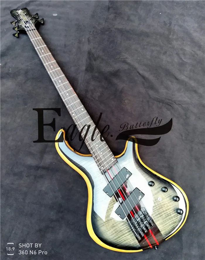 

Eagle. Butterfly guitar bass Custom Shop,5-stringed bass, fan-shaped oblique pierced bass, patriot V-bass in stock