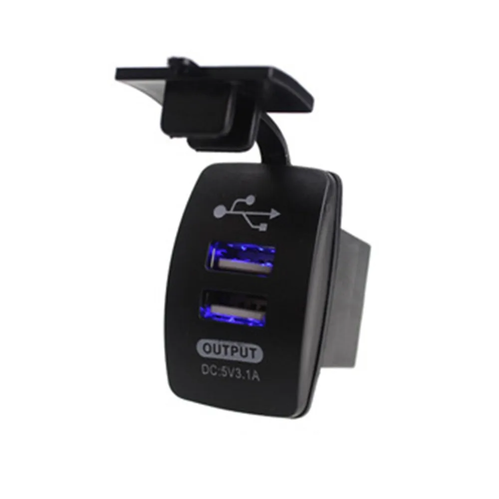 Автомобильное зарядное устройство адаптер двойной черный 2 USB порта