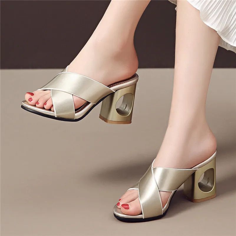 Женские босоножки в римском стиле FEDONAS желтые однотонные туфли на необычном