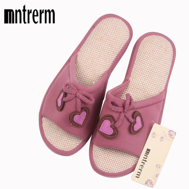 Милые женские домашние тапочки с рисунком в форме сердца Сезон лето Домашняя