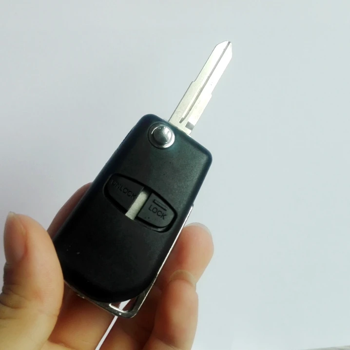 5 шт./лот 2 кнопки заготовки для автомобильного ключа чехол с логотипом Mitsubishi Pajero