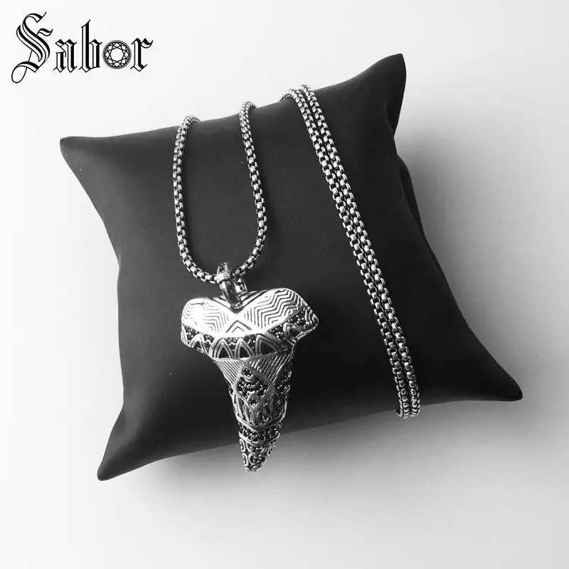 Кулон маори зуб акулы серебристый цвет для женщин и мужчин подарок брелок кулон