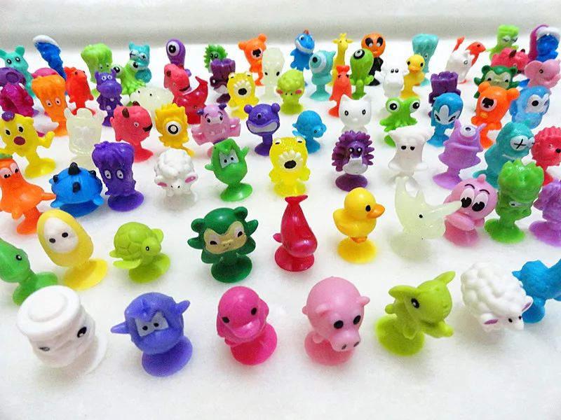 Лидер продаж миниатюрные куклы на присосках детские с морскими монстрами