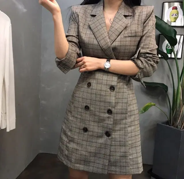 Женский костюм с отложным воротником короткое двубортное клетчатое платье лето
