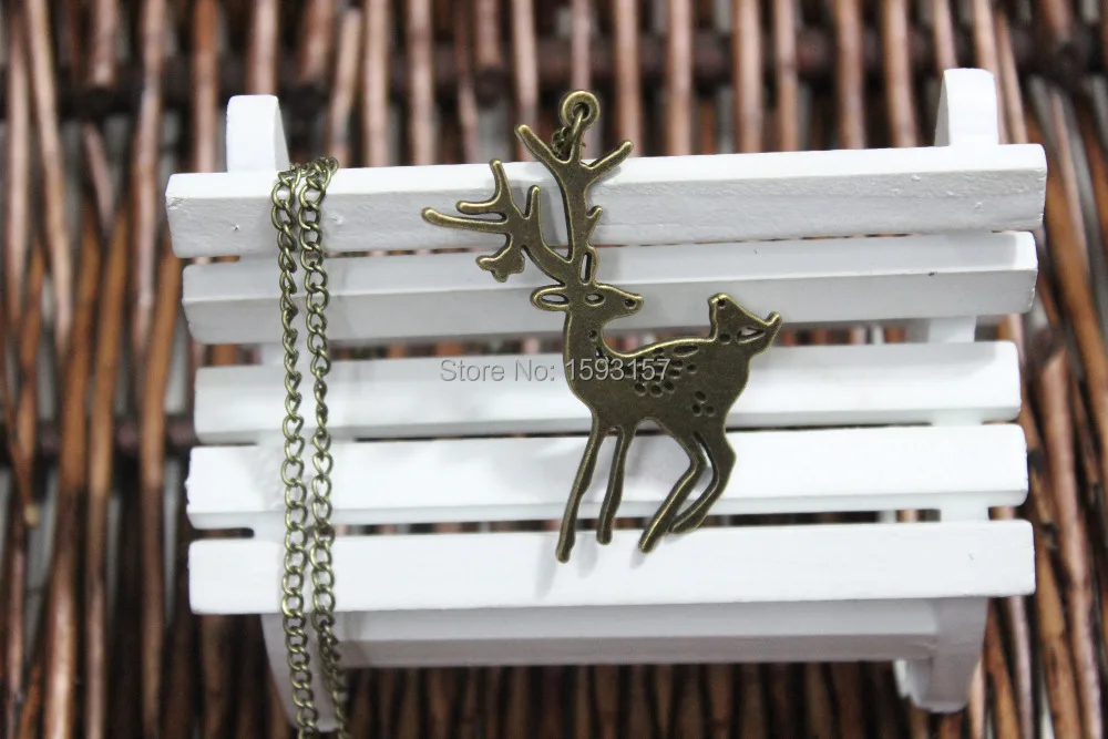 Retro bronze deer necklace so lovely best gift for your friend and lover double sides | Украшения и аксессуары