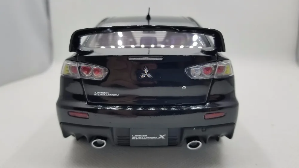 1:18 литая под давлением модель автомобиля для Mitsubishi Lancer EVO X 10(правый руль) черный редкая коллекция EVOLUTION X
