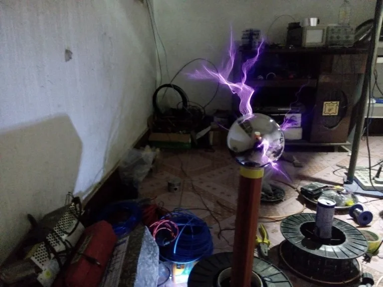

Spark Gap Tesla Coil