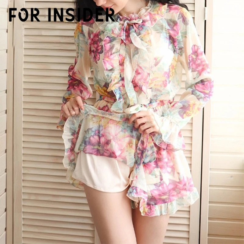 Женский комбинезон в богемном стиле с цветочным принтом элегантный короткий