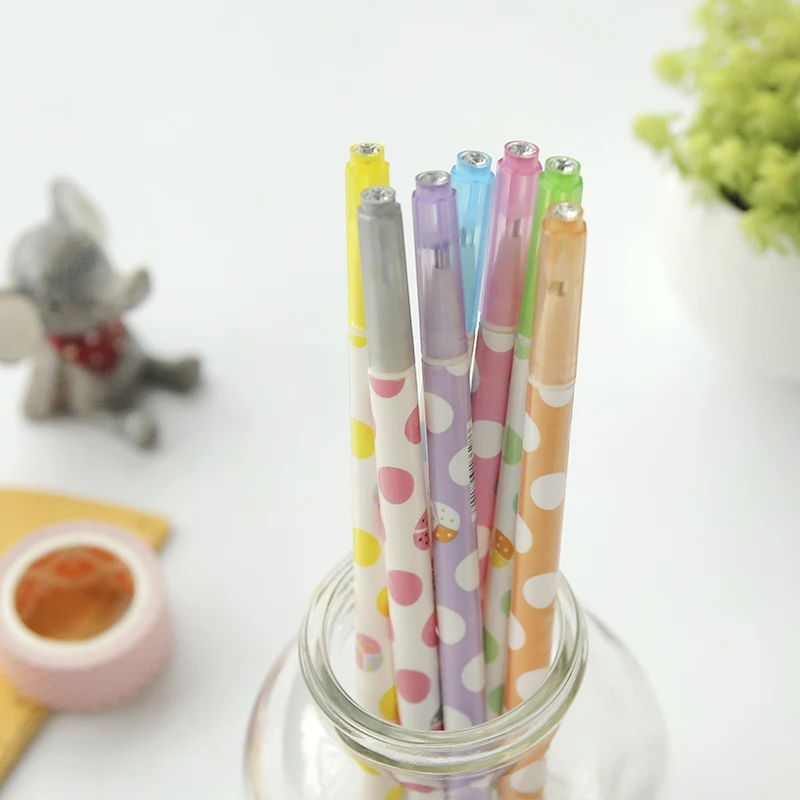 Красивая высокая красота маленькая свежая цветная шариковая ручка милая девушка