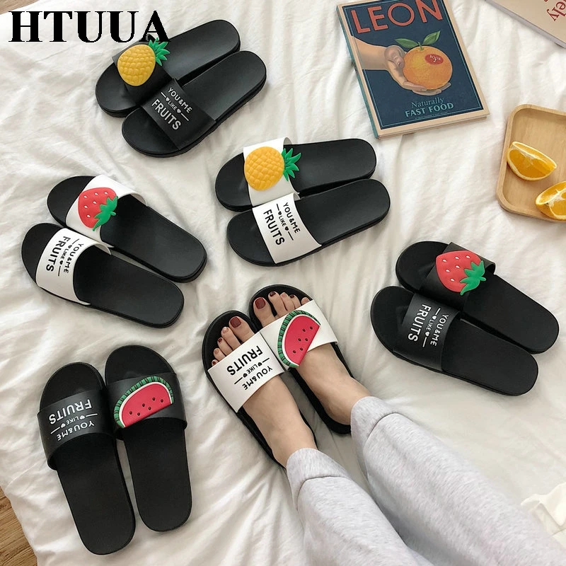 HTUUA новые Мультяшные тапочки с фруктами Для женщин на плоской подошве сланцы