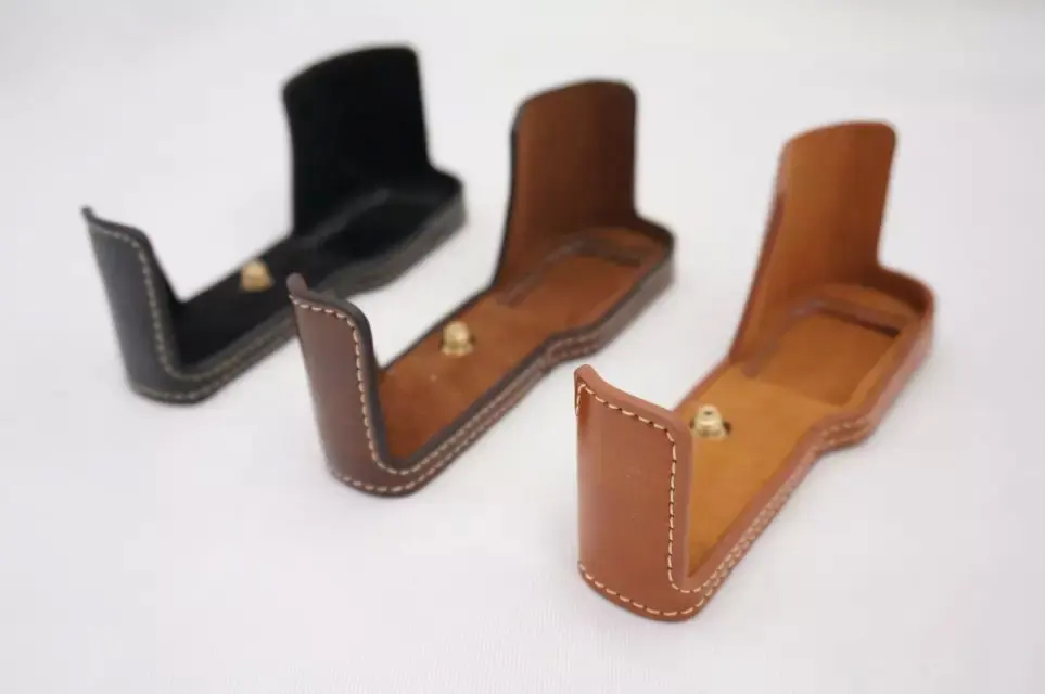 Черный/коричневый/КОФЕ искусственная кожа камера Жесткий чехол половина тела