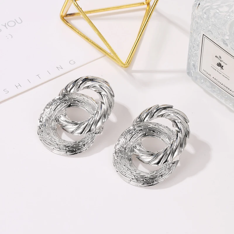 Женские Висячие серьги Twist Number Eight с двумя полыми кругами из сплава золотым и