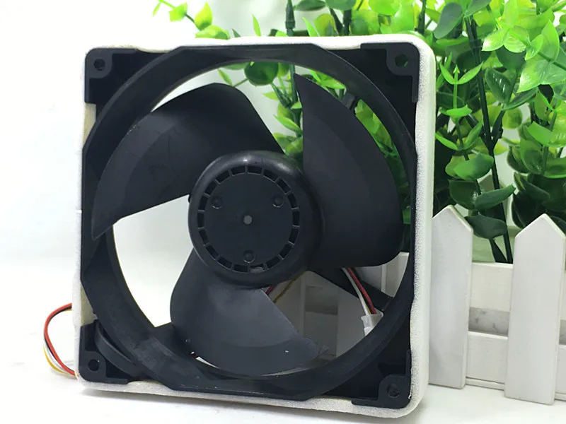 Оригинальный Nidec U12E12MS4A3-57 J232 DC 12 В 0.17A Водонепроницаемый Silent охлаждения Cooler